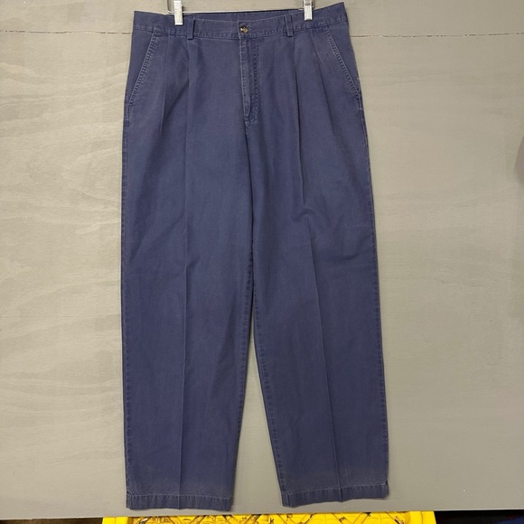 LL Bean Mens Navy Blue Pleated Tropic Weight Cotton Chino Pants Straight Leg - Picture 3 of 6